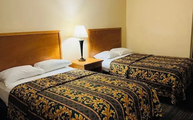 Executive Inn And Suites