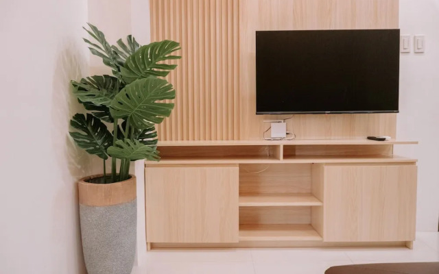 Stylish 1BR City Apartment