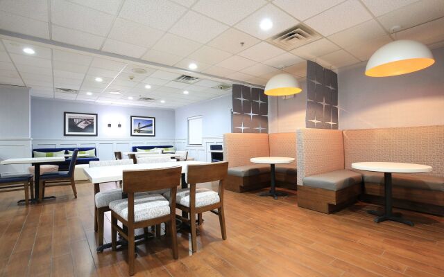 Hampton Inn Bordentown