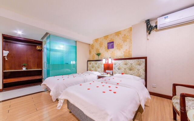 Kaiserdom Hotel China Plaza