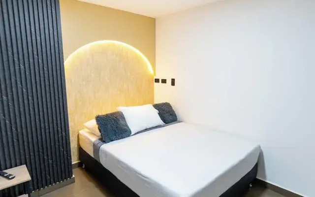 Hotel Lax