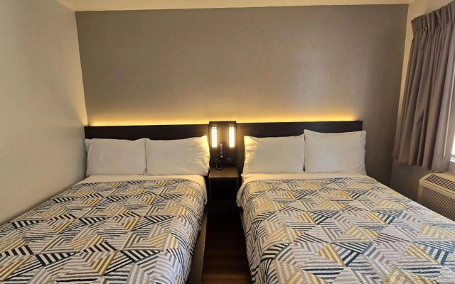 Motel 6 Slidell, LA - New Orleans