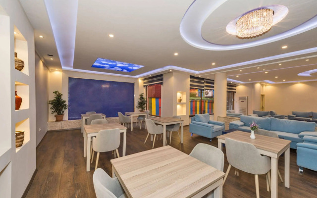 Selenay Hotel