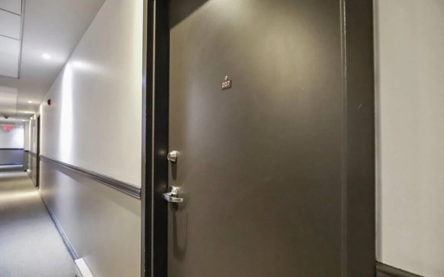M11 The Star Wars Suite 3BR Downtown
