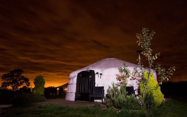 Lincoln Yurts