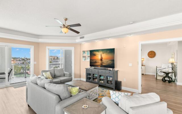 Sun West Palms 301