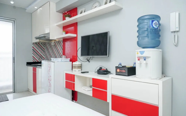 Best Studio Room @ Bassura City Apartment By Travelio