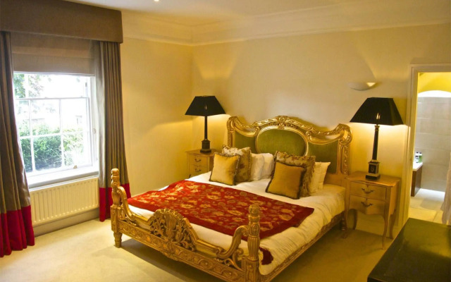 The Walton Hotel