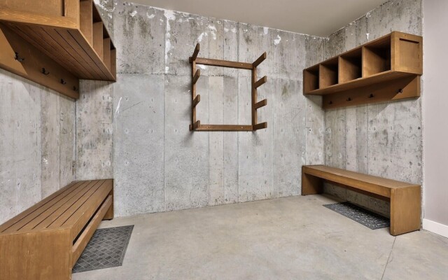 Echo Landing #31 by Bear Country