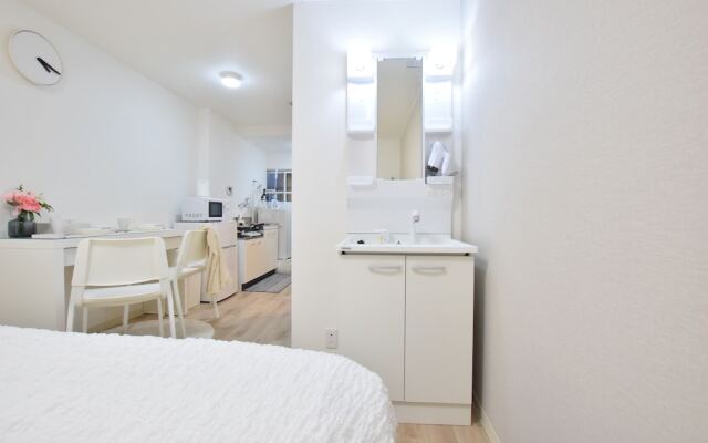 Asahihikariso 15 in Namba central