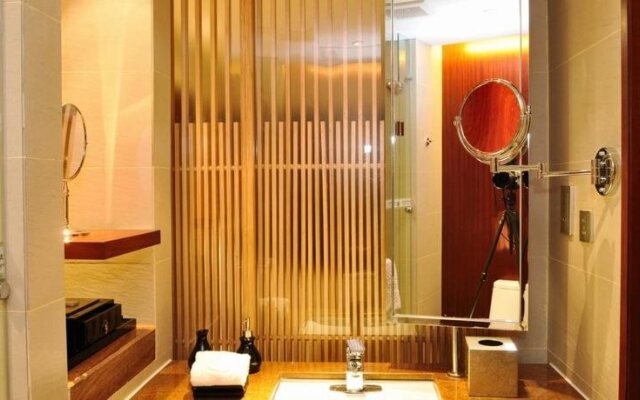 Sanjiang Forest Hot Spring Dumashi Hotel