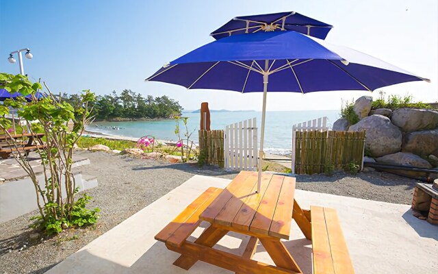 Haenam Sunset Glowing Sea Pension