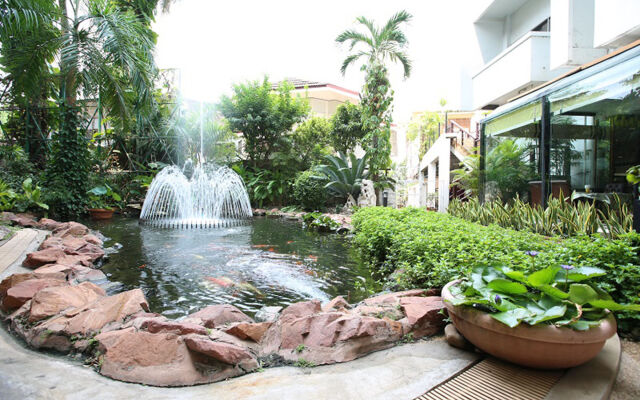 Kosa Hotel 
