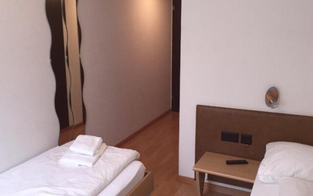 Hotel & Restaurant Stadthof Glarus