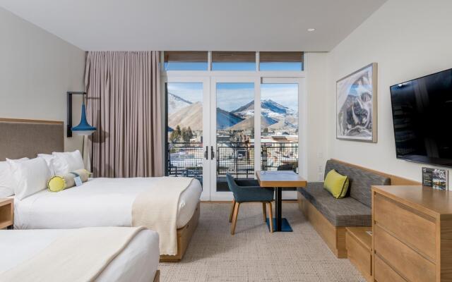 Valley Creek Lodge