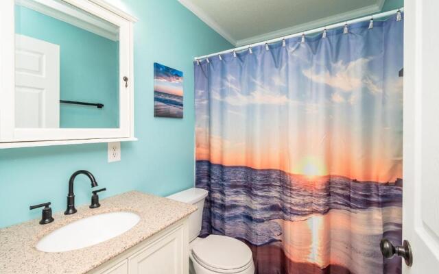 Terry lar by Oak Island Accommodations