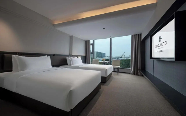 Cnhol Radient Hotel