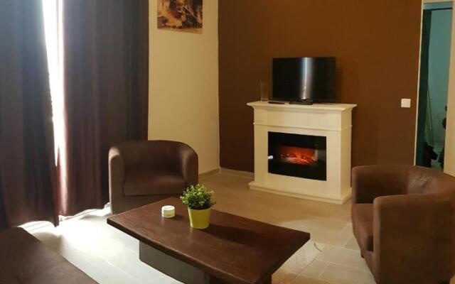 La Naval 209, 5ºA - LONDRES -