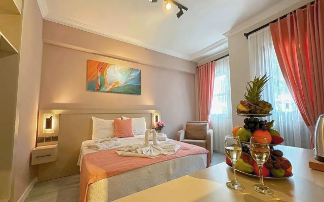 Casa De Levi̇ssi̇ Hotel Oludeni̇z