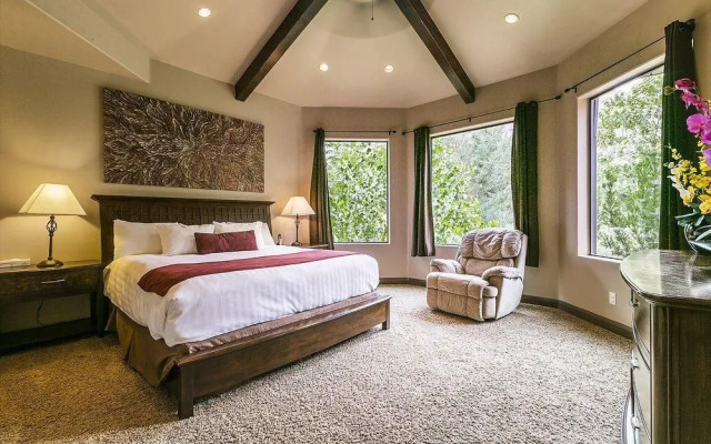 Watchman Villas