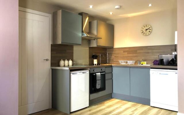 Hunters Lodge Apartments