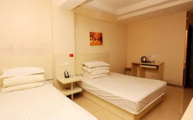 Nanjing Aoyue Business Hotel Taishan New Village Branch