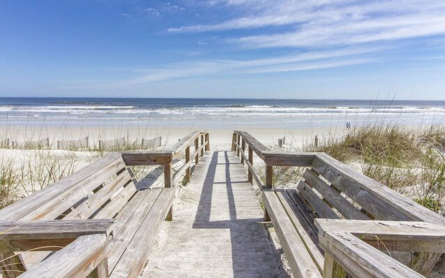 Creston House 9A by Vtrips