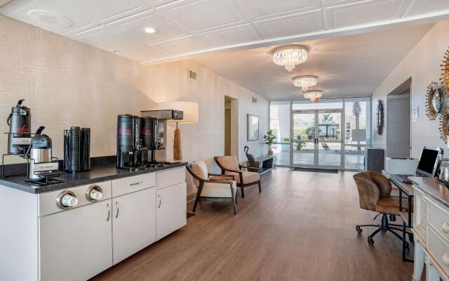 Best Western Navarre Waterfront