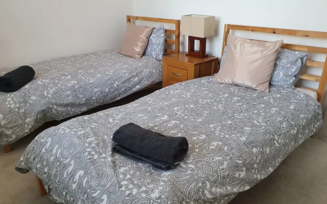 Superb Executive Apartment in Reading