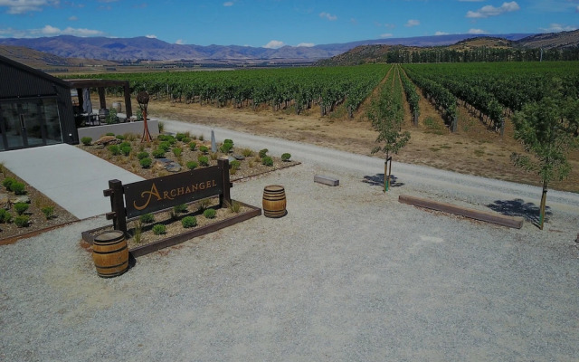 Ardmore Street Luxury Apartment