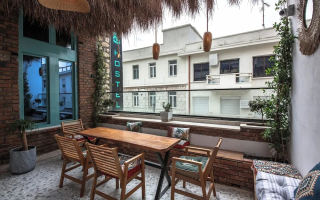 Vega 43 Hostel