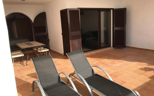 Luxury apartment set in Doña Julia Golf Course