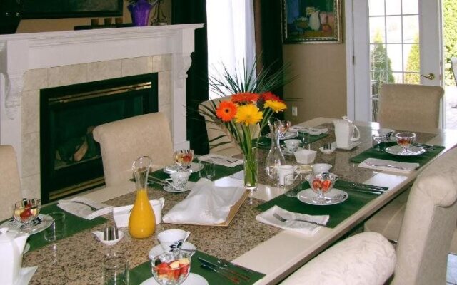 In Elegance Bed and Breakfast