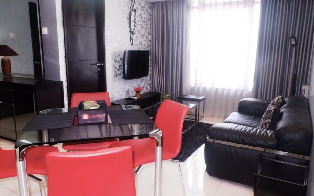 2BR Patria Park Apartment by Travelio