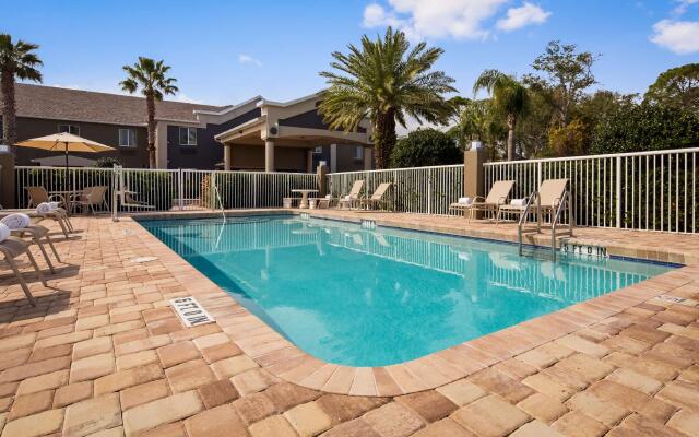 Best Western Edgewater Inn