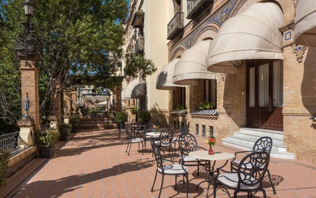 Отель Alfonso XIII, a Luxury Collection Hotel, Seville