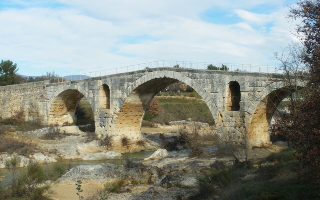Villas du Luberon - Le Bastidon des Arbousiers