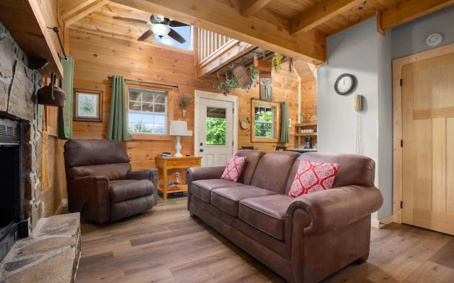Silver Moon Cabin