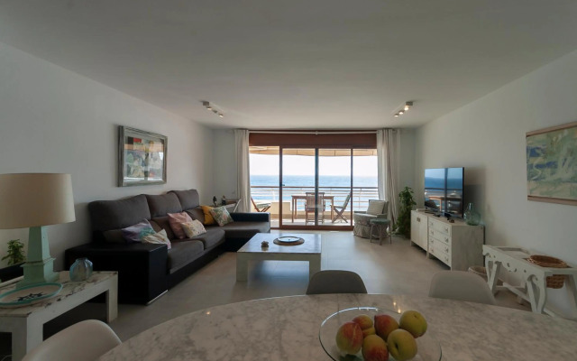 Lets Holidays Tropicana Sea Views 4