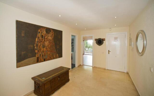 Apartment in Marbella, Malaga 102959