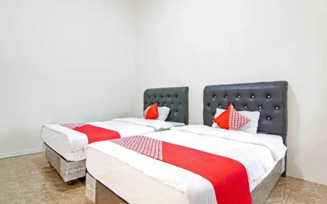 Guest House 513 Syariah By OYO