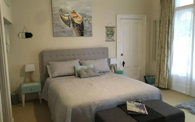 Chelsea House Bed & Breakfast