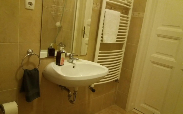 New West10 STAR Center