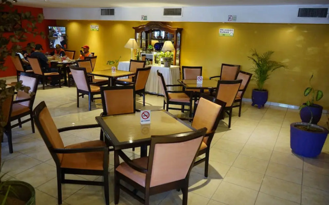 Hotel Posada del Sol Inn