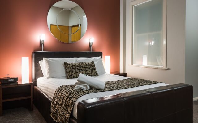 Clarendon Hotel
