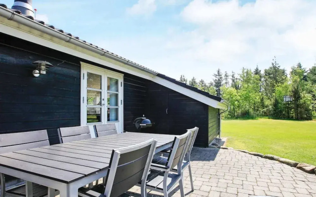 6 Person Holiday Home in Jerup
