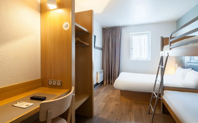 B&B HOTEL Maurepas