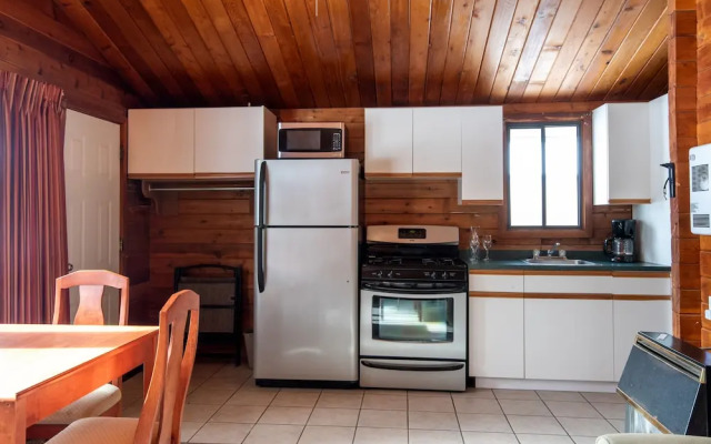 Lac Le Jeune Resort and Nature Centre