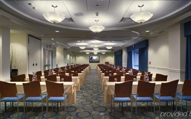 Hotel Indigo Jacksonville-Deerwood Park by IHG