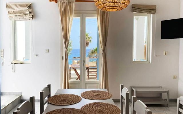 Agnadi Syros Beachfront Studios & Rooms